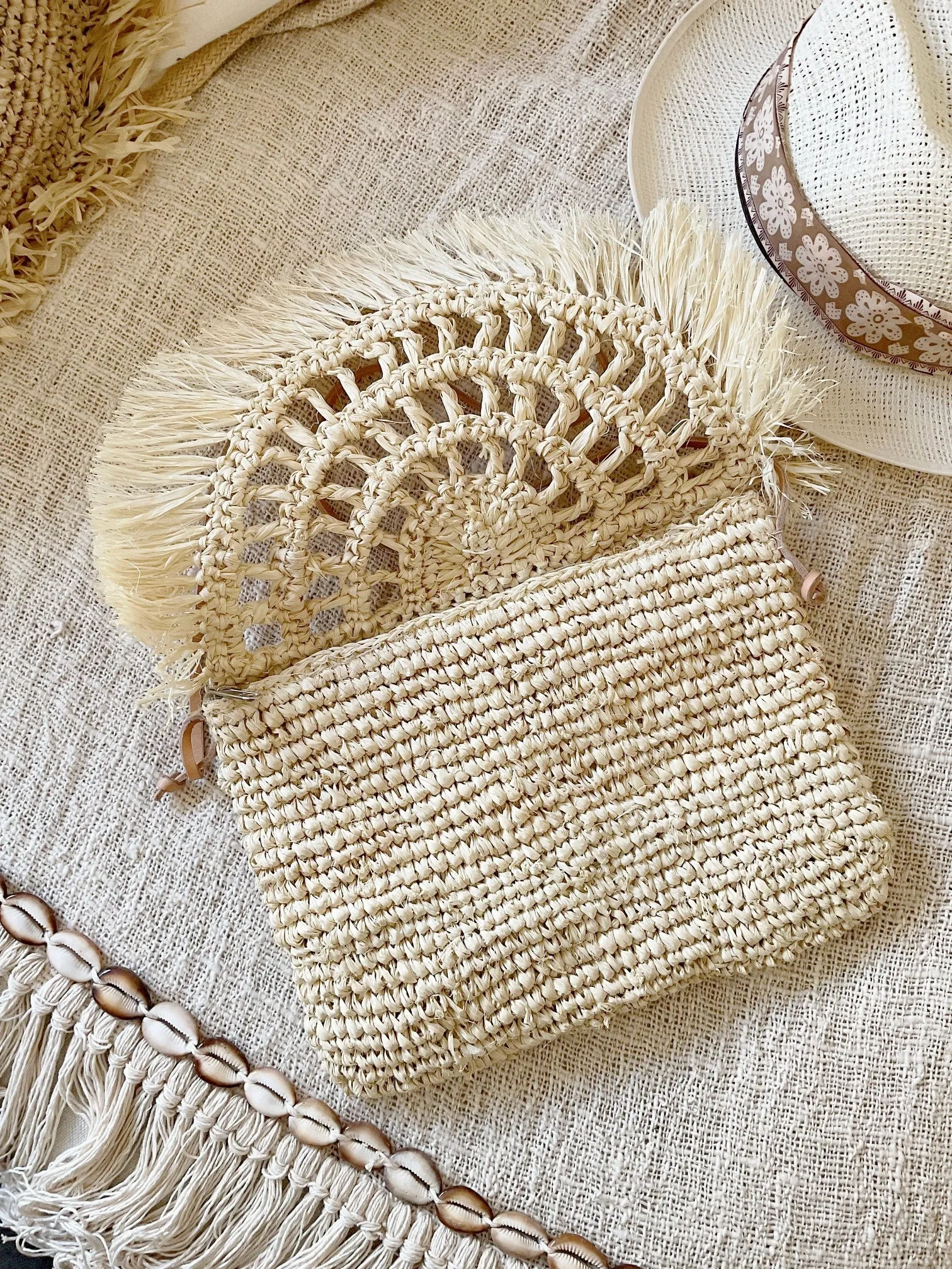 Cayman Raffia Clutch
