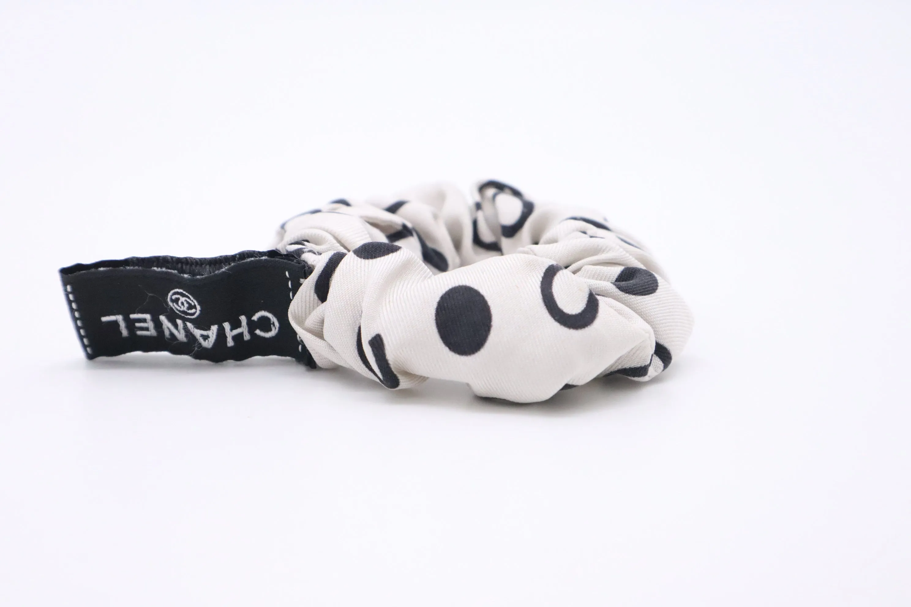 Chanel Scrunchie in Black & White Silk