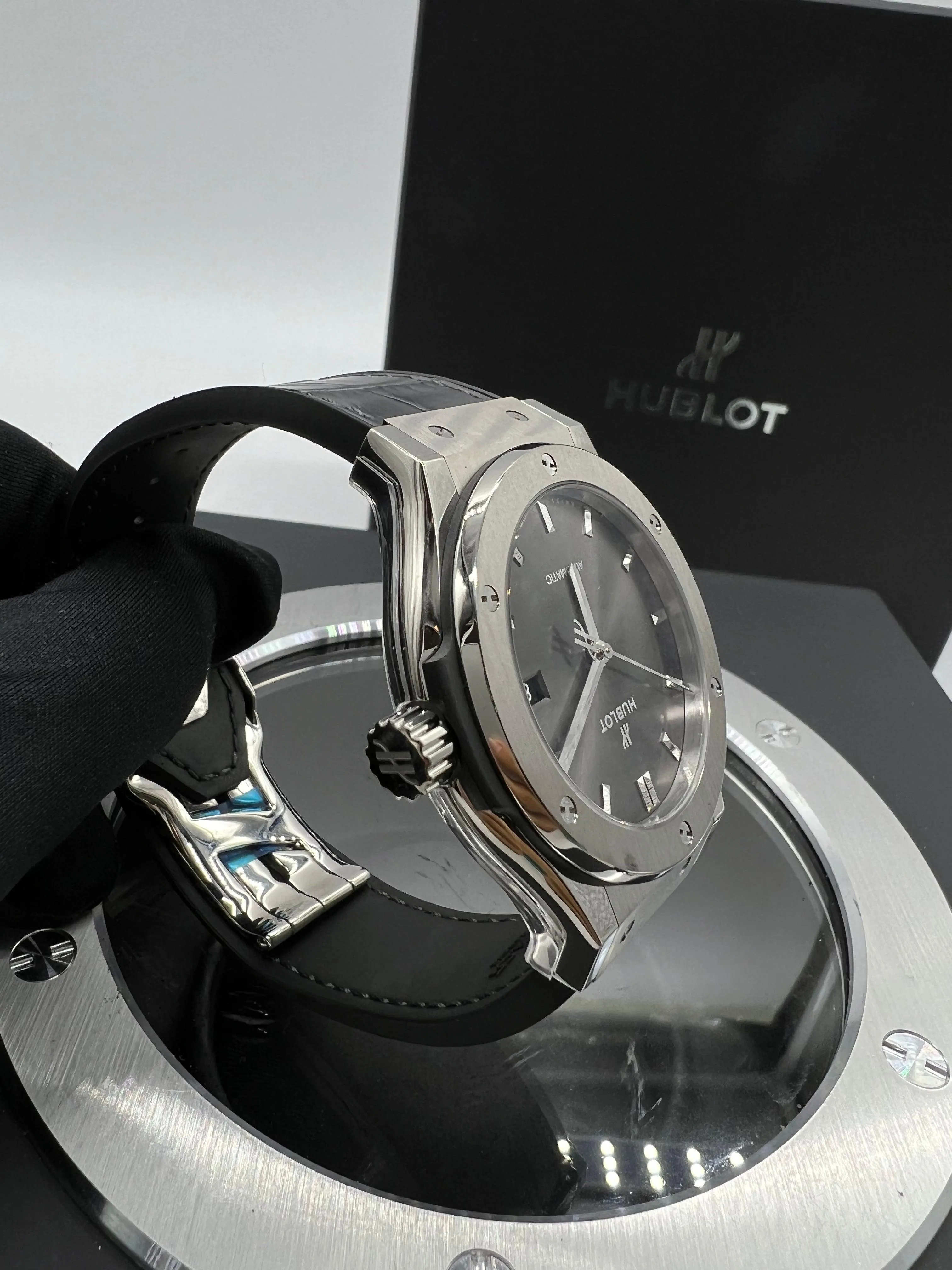 HUBLOT Classic Fusion Racing 42mm Automatic Date Titanium Grey Dial 542.NX.7071.LR Men Watch